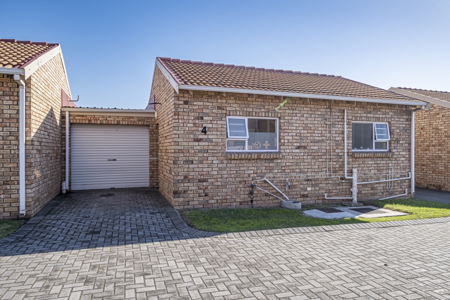 1 Bedroom Property for Sale in South End Eastern Cape
